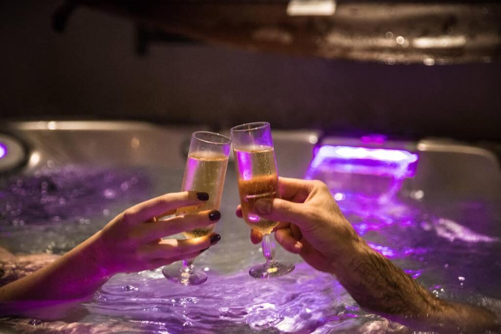 Les Spas Insolites - Le Spa Du Moulin Saint-Junien Zewnętrze zdjęcie