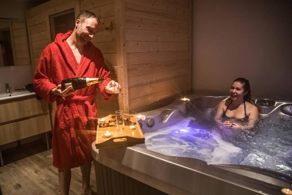 Les Spas Insolites - Le Spa Du Moulin Saint-Junien Zewnętrze zdjęcie